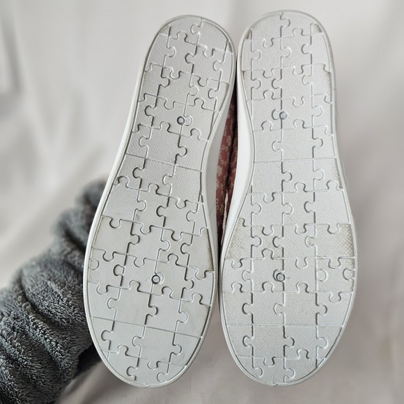 Canvas Casual Womens Slipp On Size 7 - Picture 3 of 4